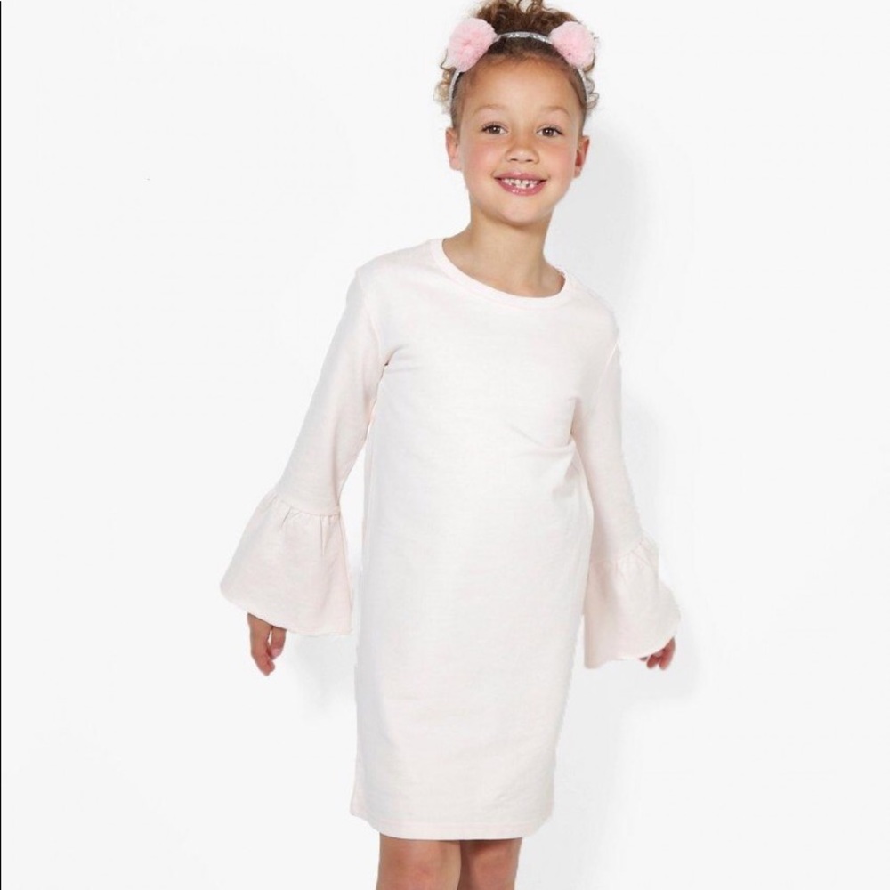 BOOHOO Girls Flared Sleeve Sweater Dress 🎀